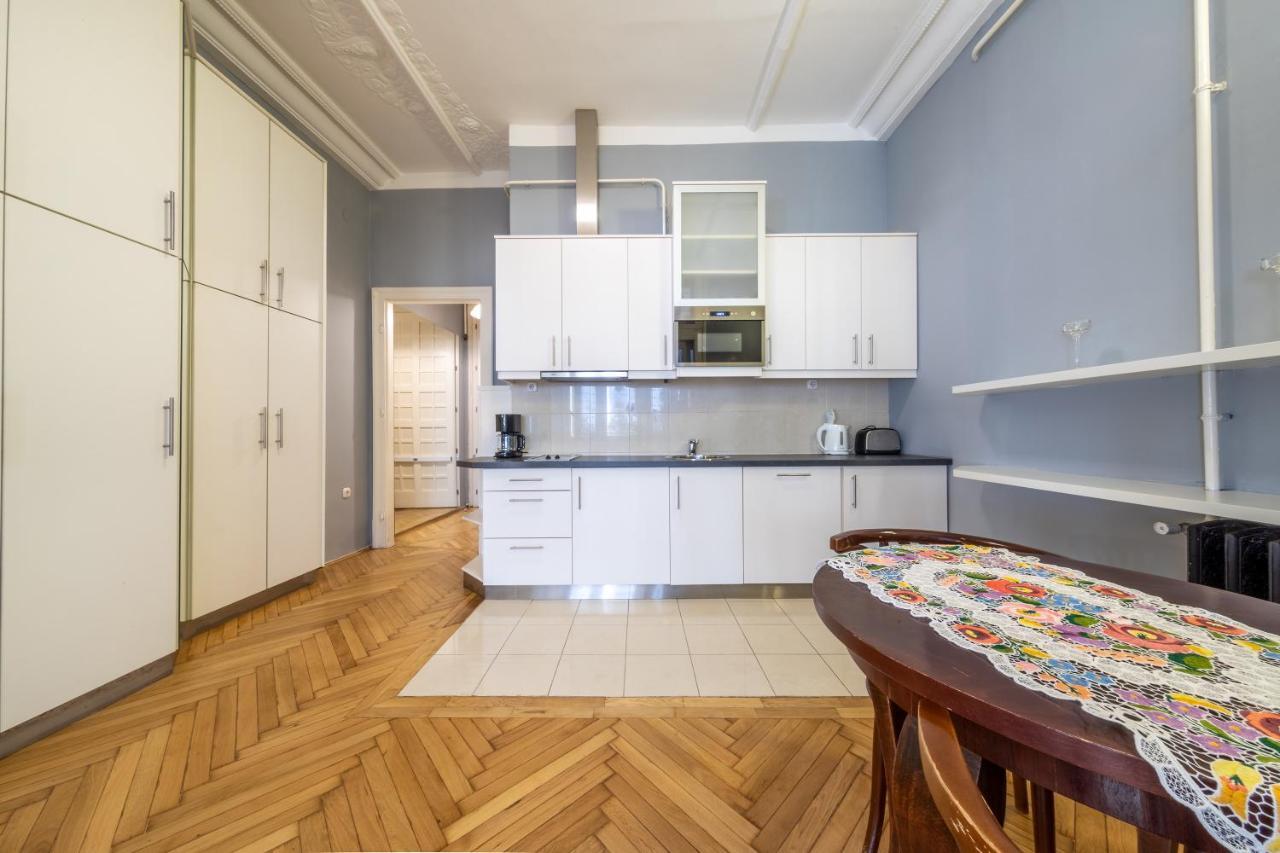 Elisabeth Apartment On Vaci Street Будапеща Екстериор снимка